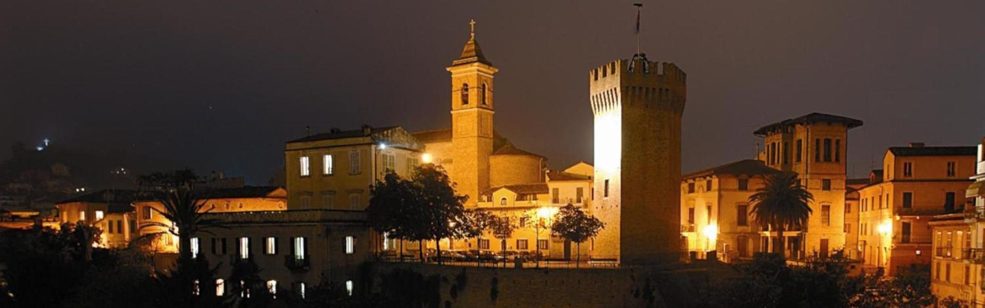 Hotel Casa Del Fiordaliso San Benedetto del Tronto Exterior foto